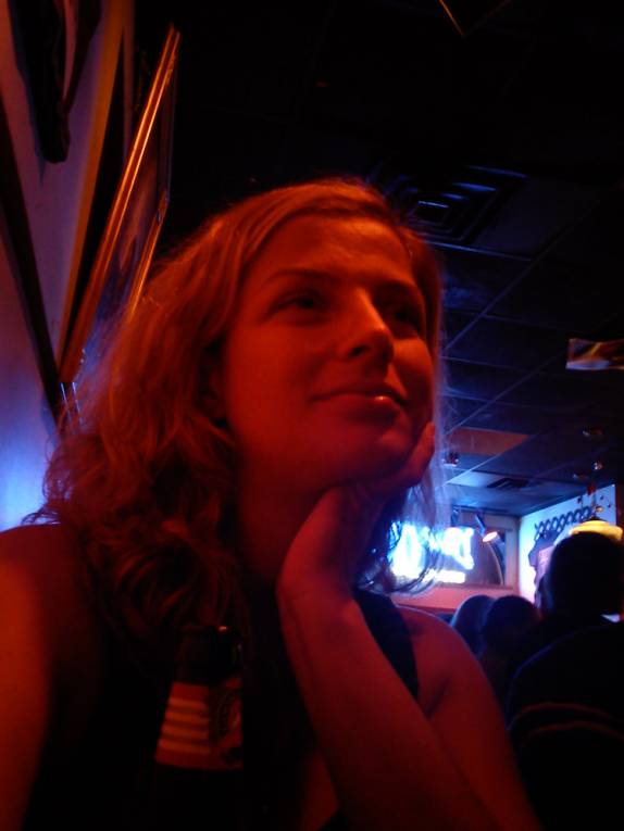 Deliciando-se com apresentação de blues em Chicago, em Illinois - Estados Unidos